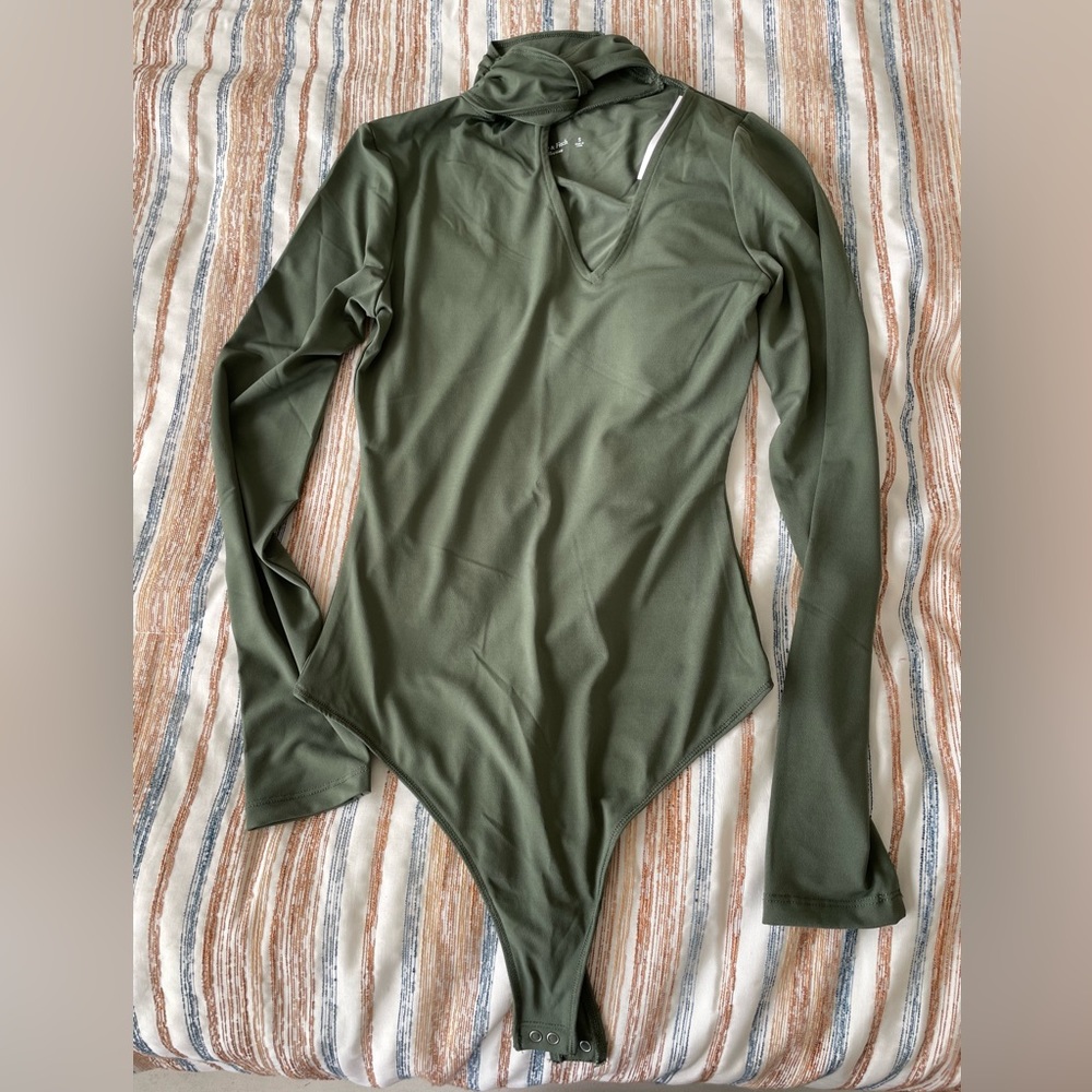 Abercrombie & Fitch - Long Sleeve Mesh Cutout Bodysuit